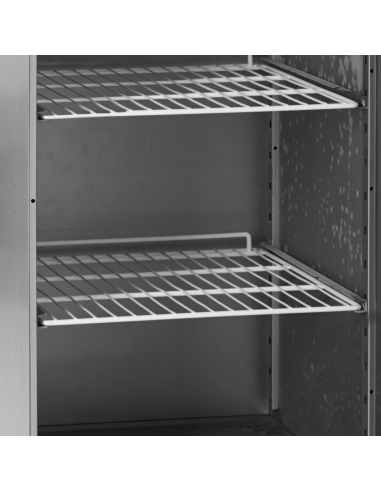 Upprättstående frys GN2/1 - GUF70